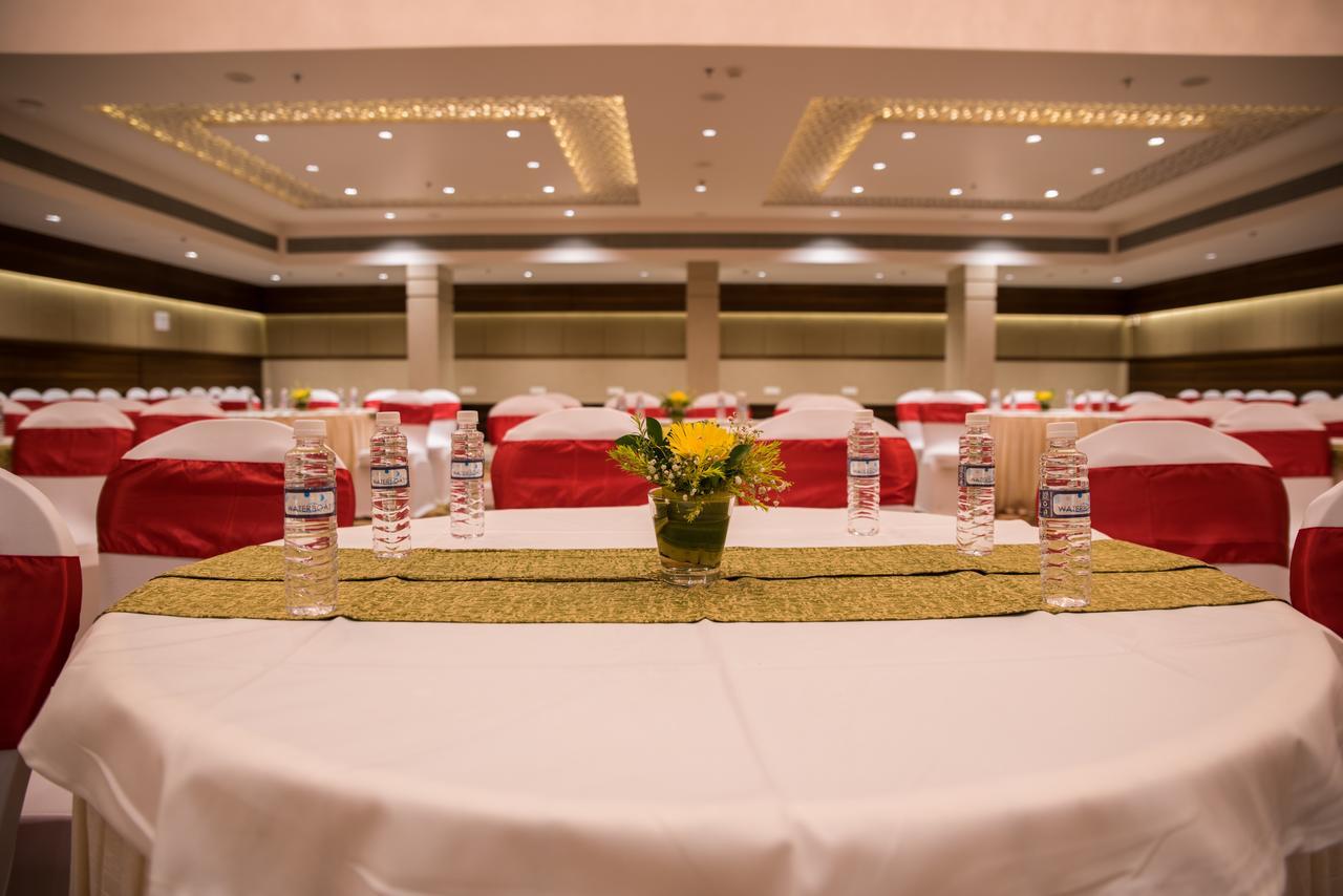 Hotel Grand Rio Nashik Extérieur photo