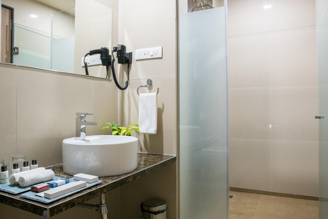 Hotel Grand Rio Nashik Extérieur photo